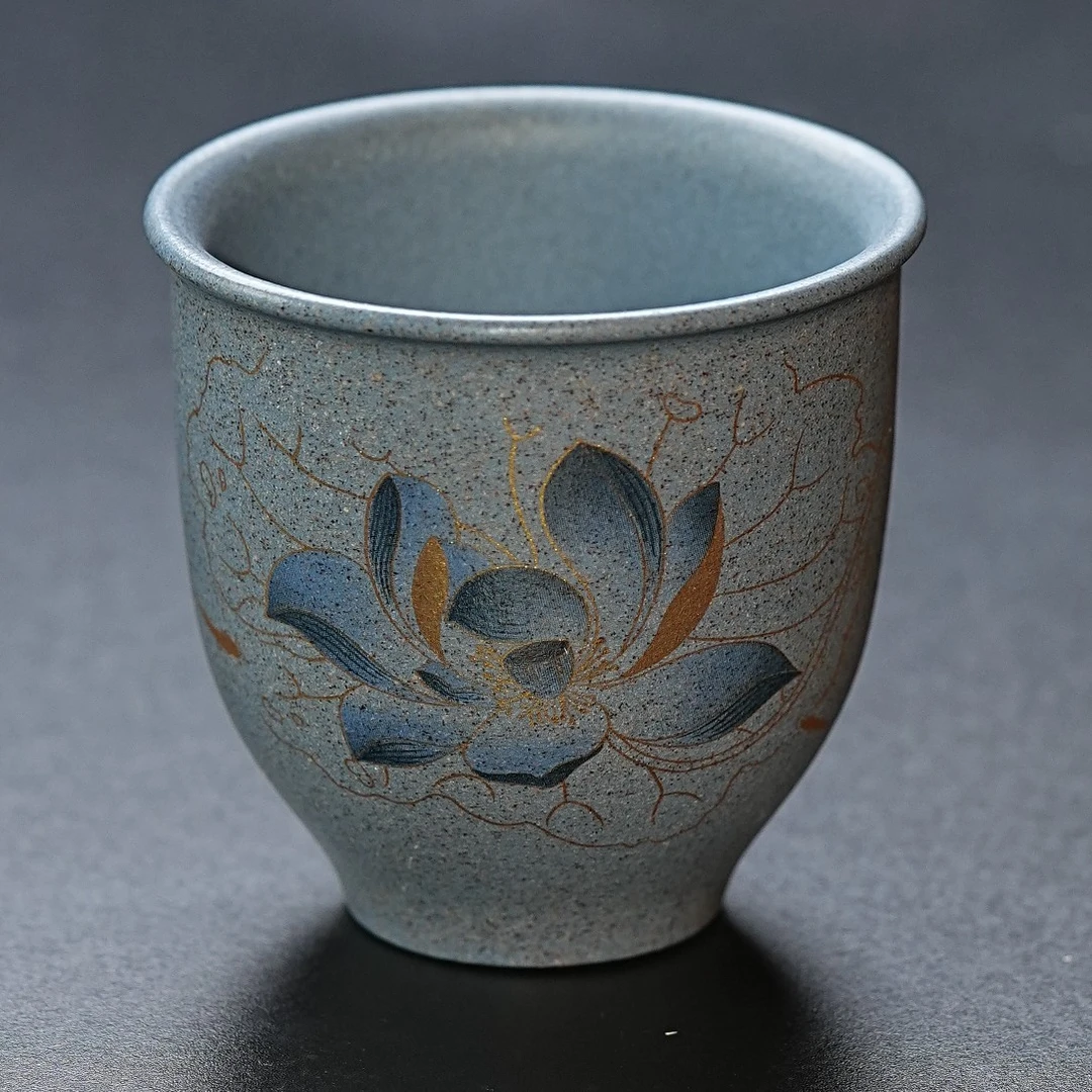 宜兴正品豆青砂高端纯手工手绘荷花高颜值紫砂自用主人杯