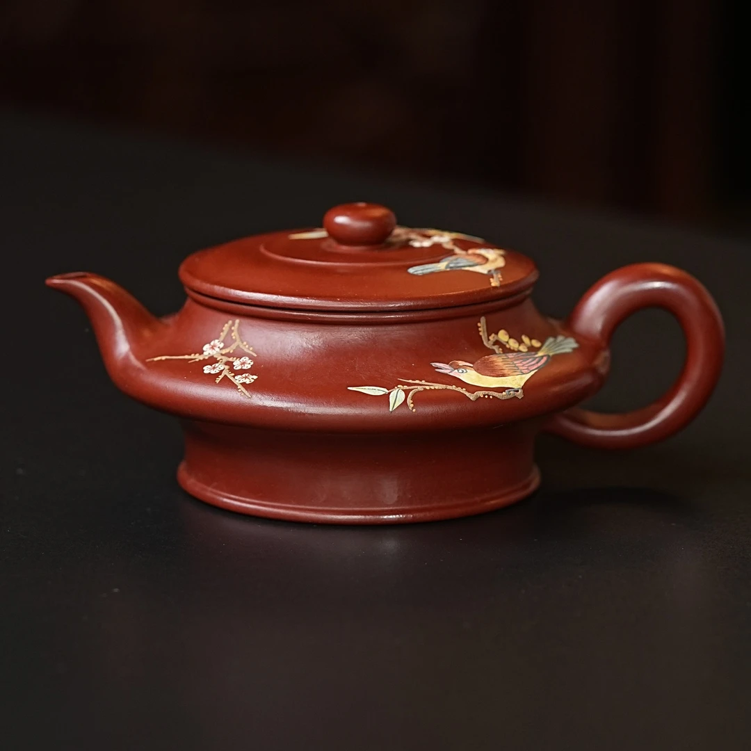 （已破价）宜兴正宗原矿大红袍手工泥绘喜上眉梢高端名家虚扁紫砂壶