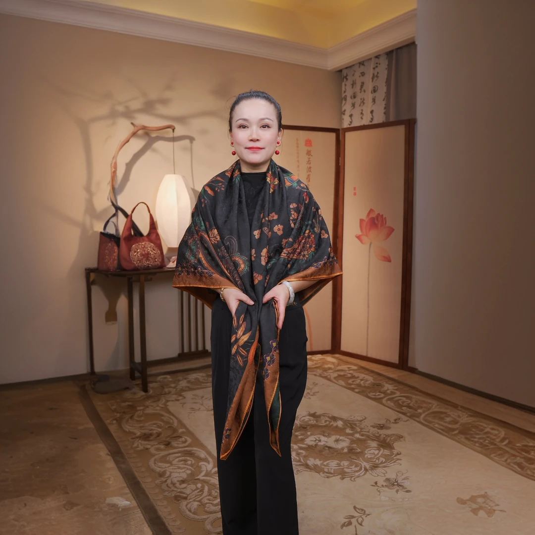 【佩斯利腰果】140*140香云花萝围巾双面双色提花高档气质披肩