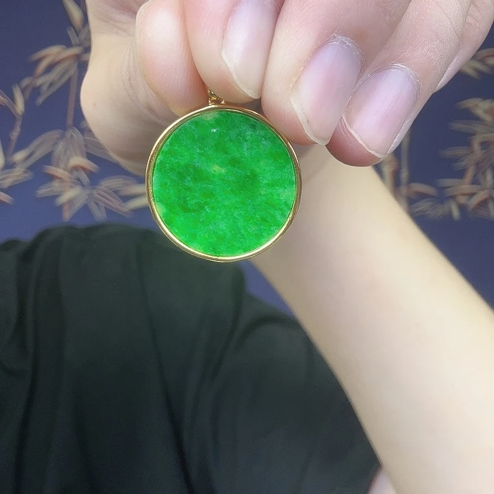 翡翠吊坠(不含链)银S925镶嵌晶**透特价 有白点