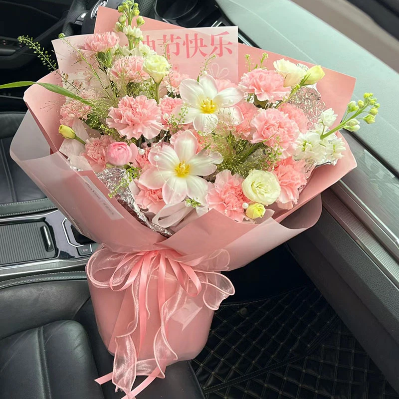 【活得漂亮】生日鲜花19枝粉康乃馨混搭花束2枝郁金香韩式花束3853款鲜花小时达同城配送送妈妈鲜花配送上门