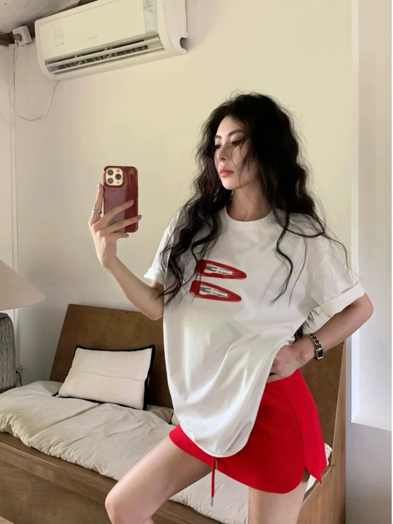 设计感印花白色短袖T恤女装夏季韩系chic休闲宽松中长款小众上衣