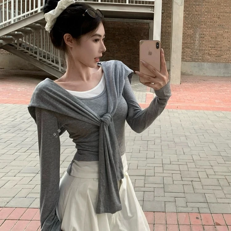 辣妹修身减龄假两件灰色拼接长袖上衣T恤搭配显瘦披肩两件套装女