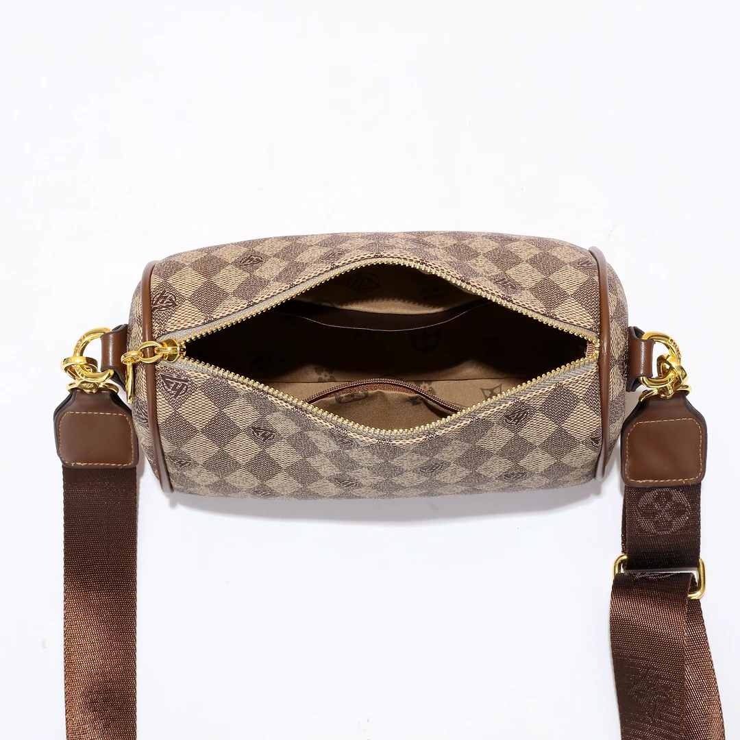 高级感2024斜挎包