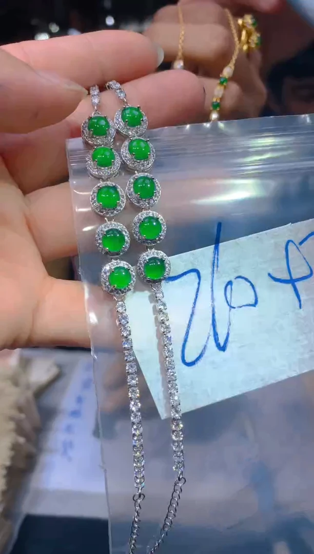 【闪购商品】定制翡翠未镶嵌36定制翡翠-多样性发货（发其一）