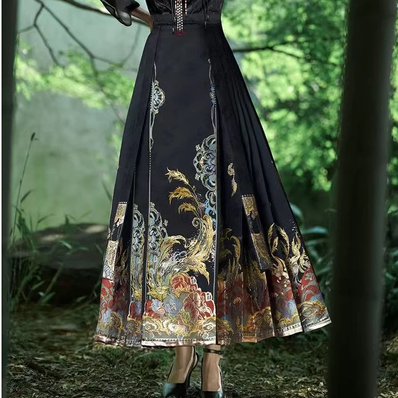 【乔诗绣】金翎山海织金一片式马面裙02047-DDXW