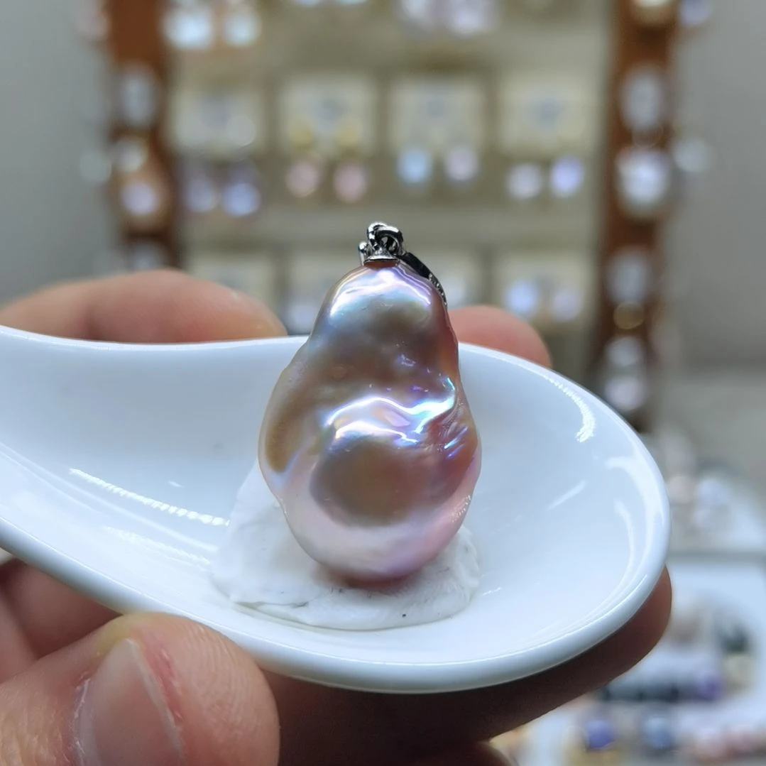 【闪购商品】淡水珍珠颈饰银S925镶嵌那*静巴洛克吊坠