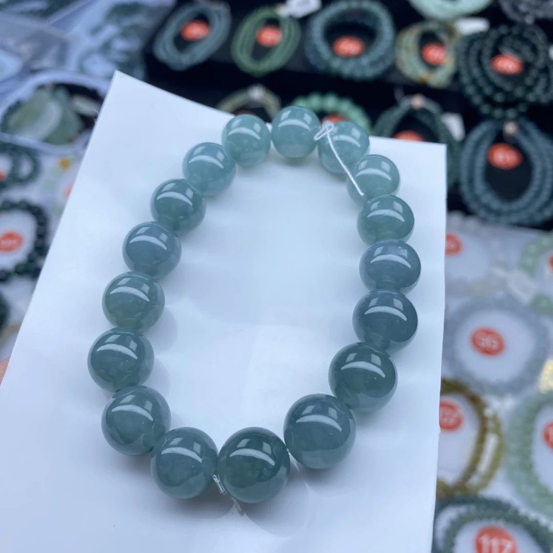 天然翡翠A货卡12细糯手串天空蓝手链