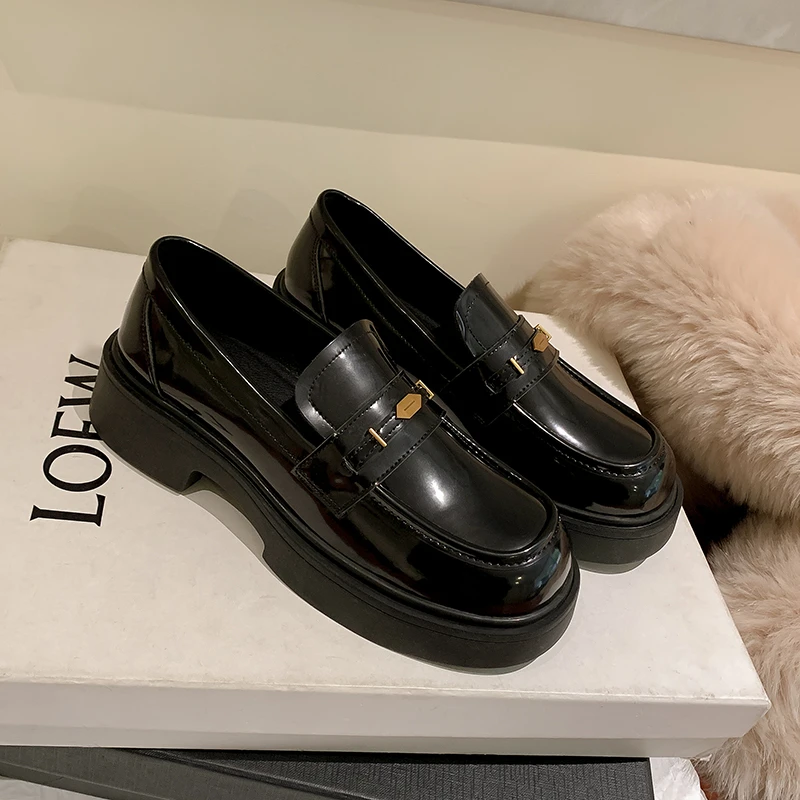 厚底英伦风乐福鞋女2025春秋新款百搭懒人一脚蹬小皮鞋粗跟单鞋子