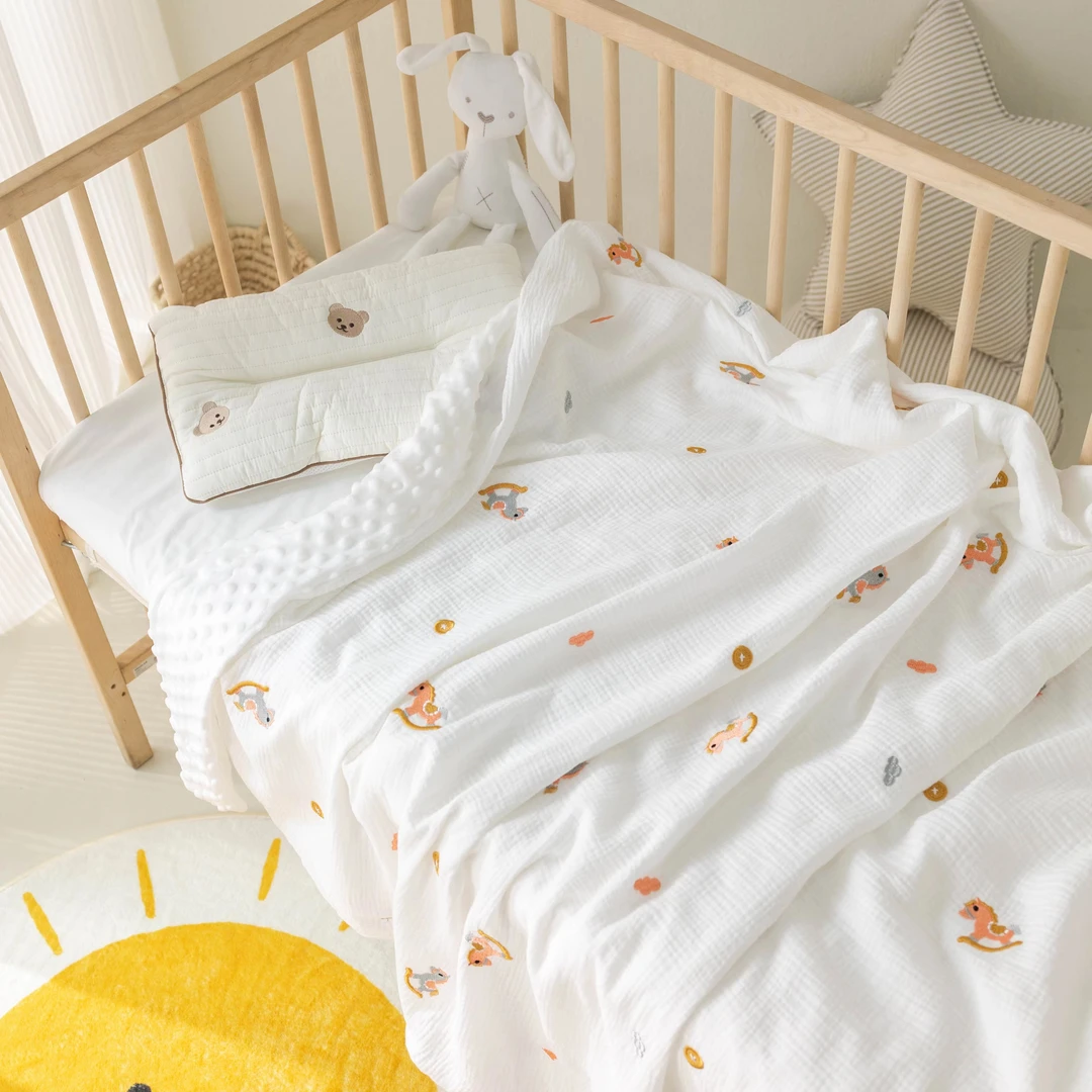 婴幼儿棉花糖刺绣豆豆毯隐形拉链四季可用款豆豆绒被子柔软午睡毯