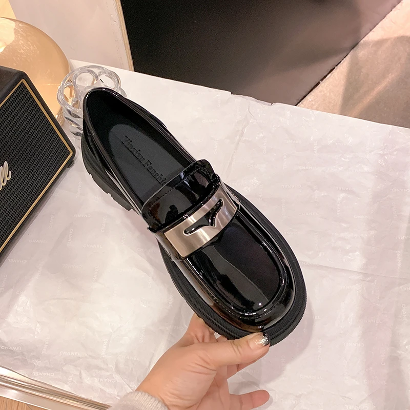 真皮乐福鞋女2024年新款增高厚底金属扣单鞋英伦百搭一脚蹬小皮鞋