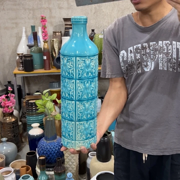 摆件高度45厘米口径4厘米微瑕针眼