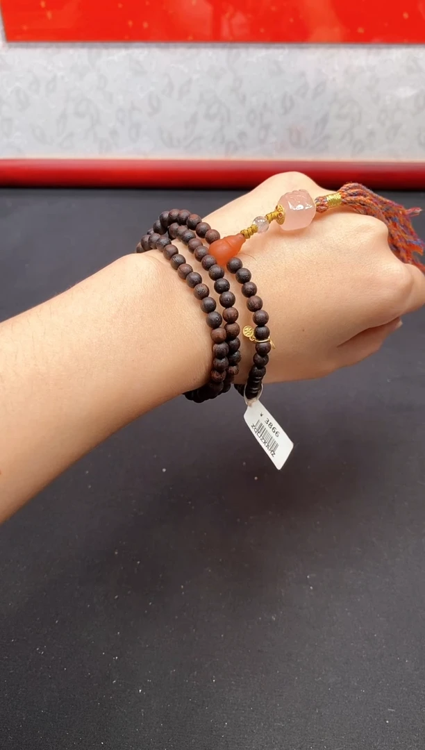 【闪购商品】木木艺降真香0.5脖挂多圈手链花开富贵款