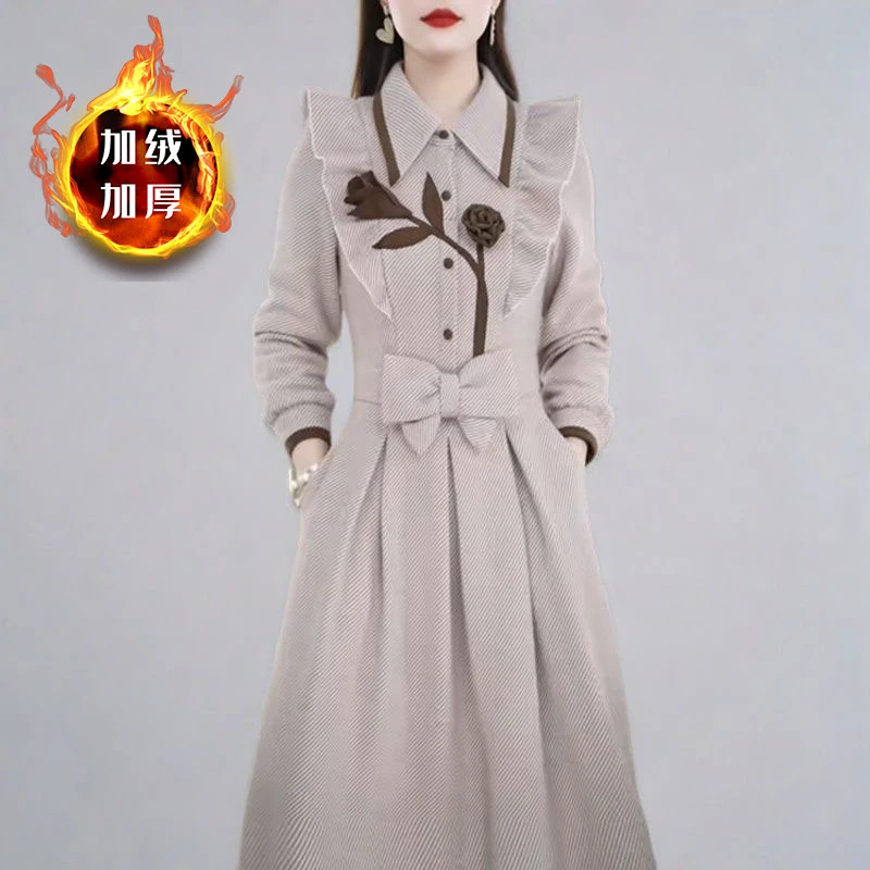 2024冬季新款时尚洋气连衣裙女设计感中长款长袖加绒加厚打底裙子