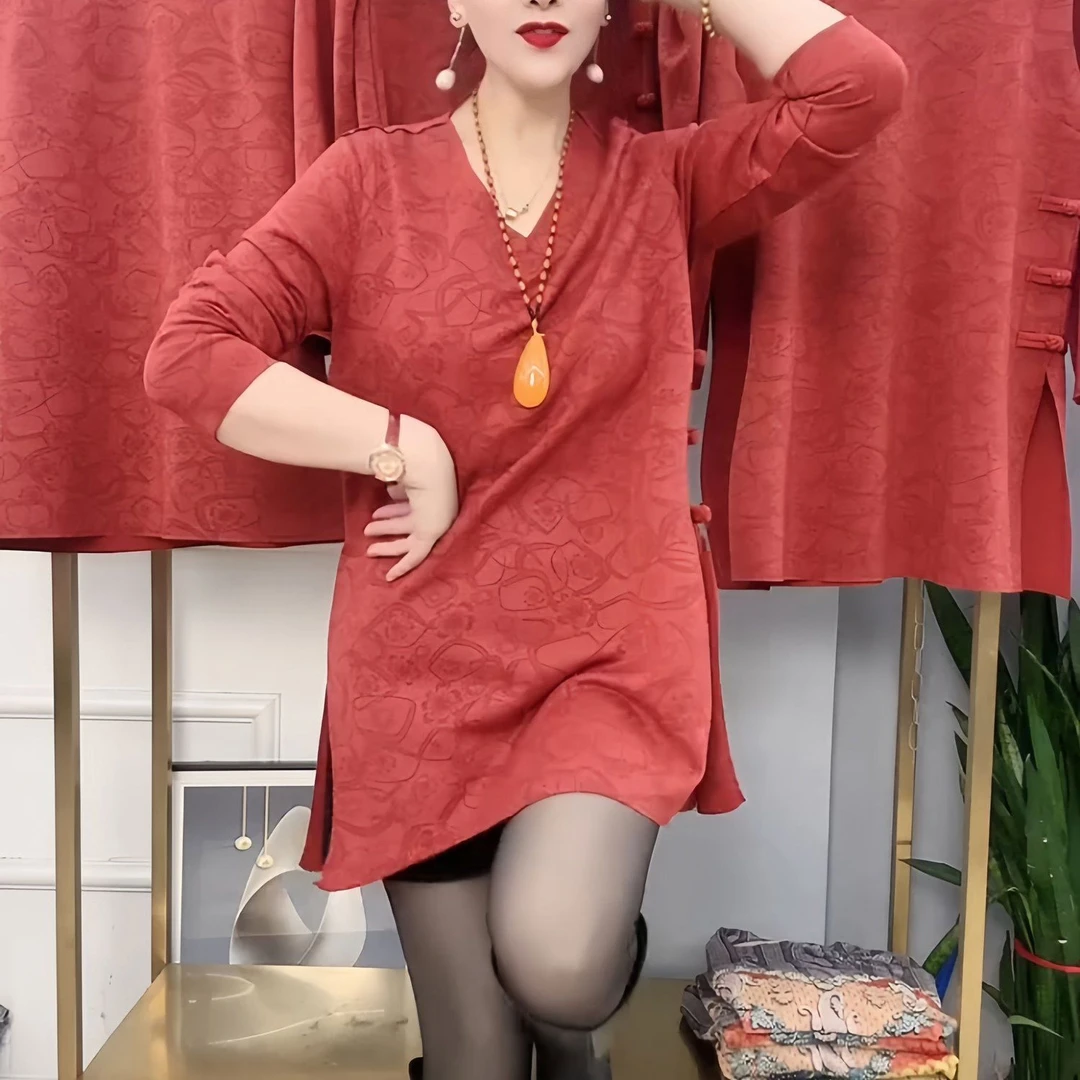 2025秋冬新款大码v领长袖t恤女宽松显瘦盘扣中长款百搭打底上衣衫