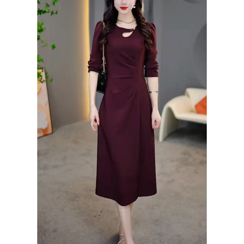 法式优雅纯色礼服裙2024秋季新款小众设计感收腰显瘦开叉连衣裙潮