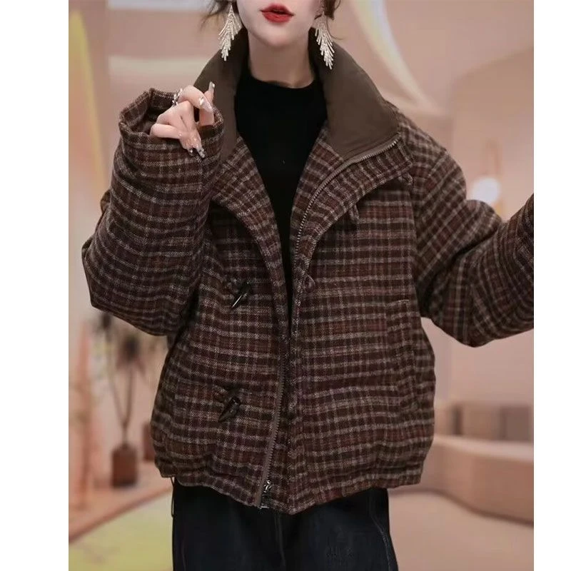 时尚复古设计棉服外套2024冬季新款加厚保暖百搭立领显瘦格子棉服