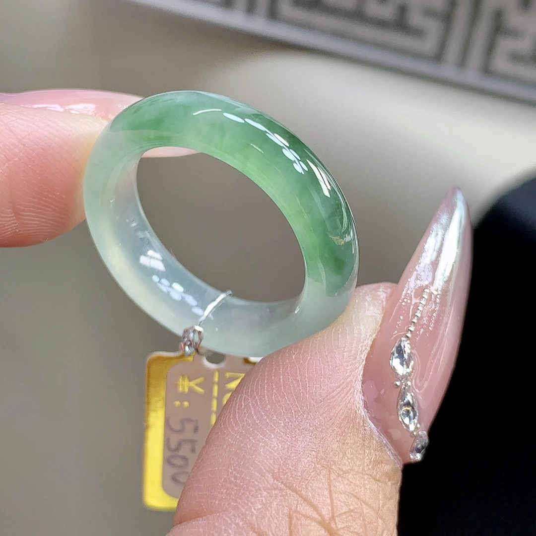 冰种翡翠玉戒指 17号 冰种起光半山水飘绿翡翠戒圈17.9-6.2-3.8mm