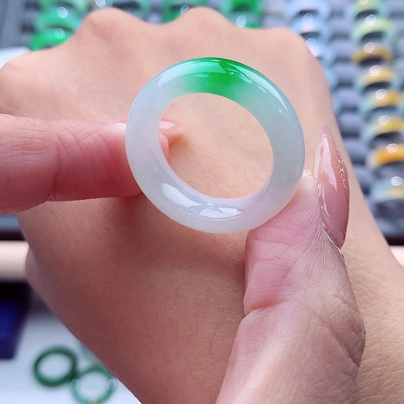 【闪购商品】翡翠戒指未镶嵌哟*