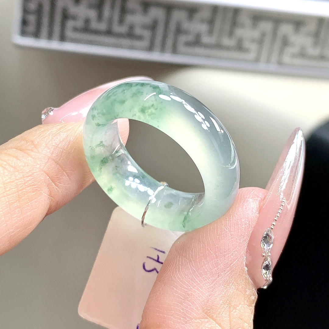 冰种缅甸翡翠玉戒指-17号宽边轮胎高冰飘花翡翠戒圈17.6-8-4.4mm