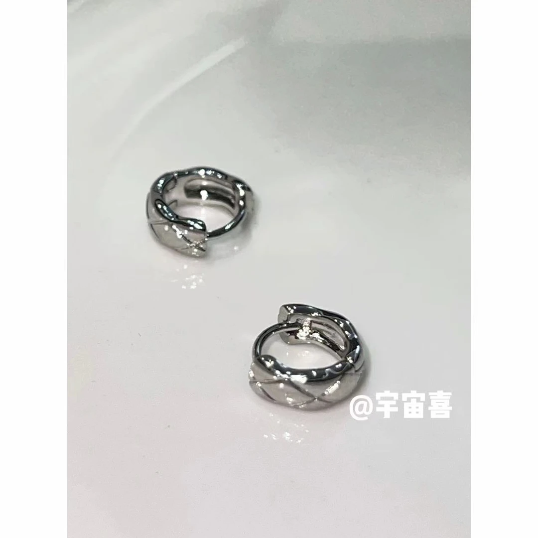 铜合金耳饰 D1-066【银色菱格迷你耳扣】耳骨扣