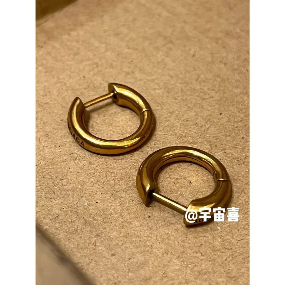 黄铜耳饰 C1-078【黄铜字母迷你黑金色耳扣】