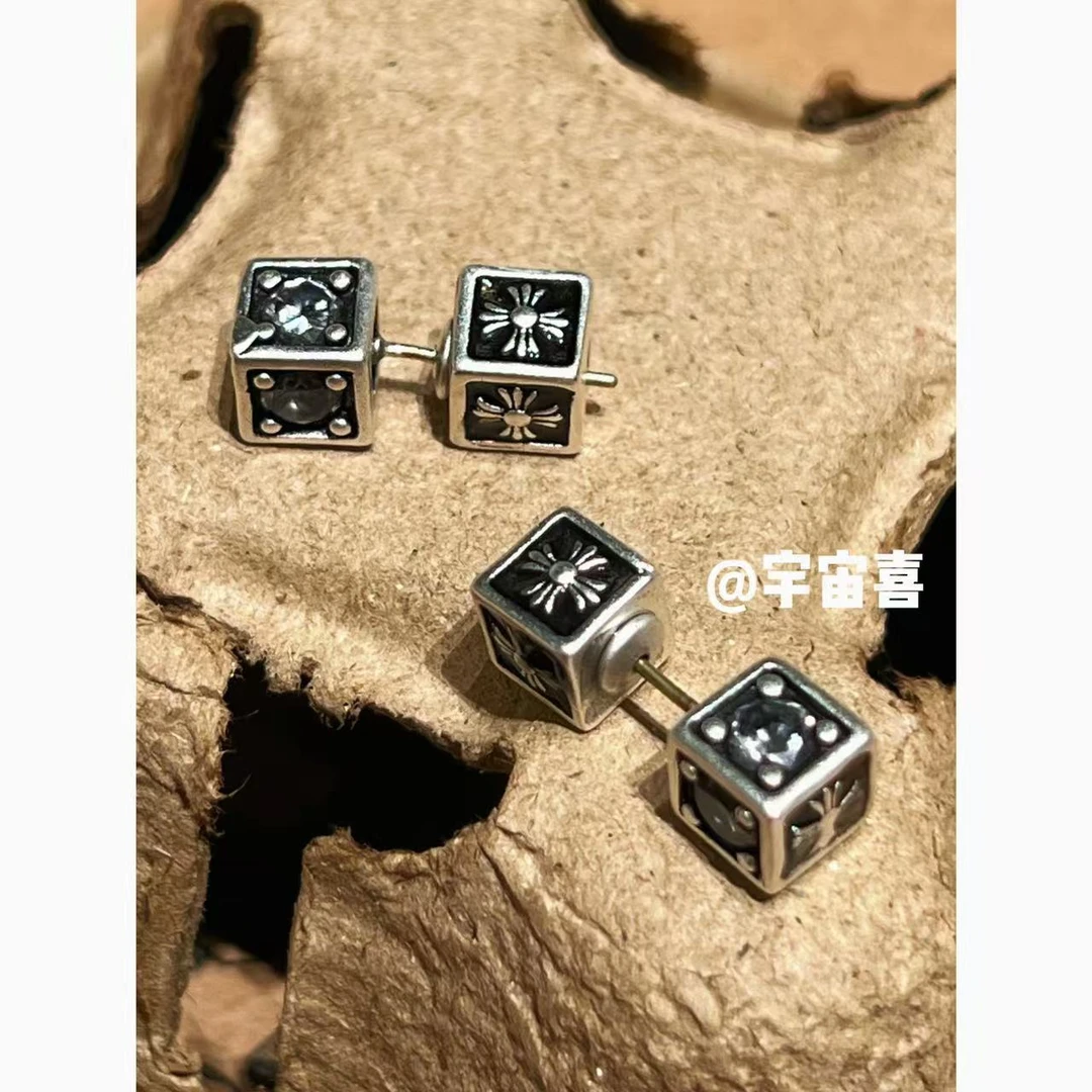 铜合金锆石耳饰 B4-079【古银色米子花灰锆方块前后迷你耳钉】