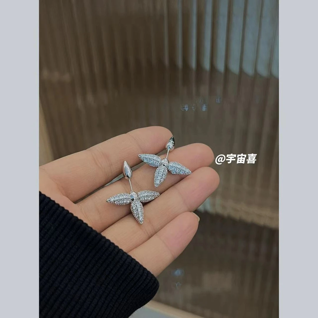 铜合金锆石耳饰 B3-058【张子枫妹妹同款满锆一体耳钉】