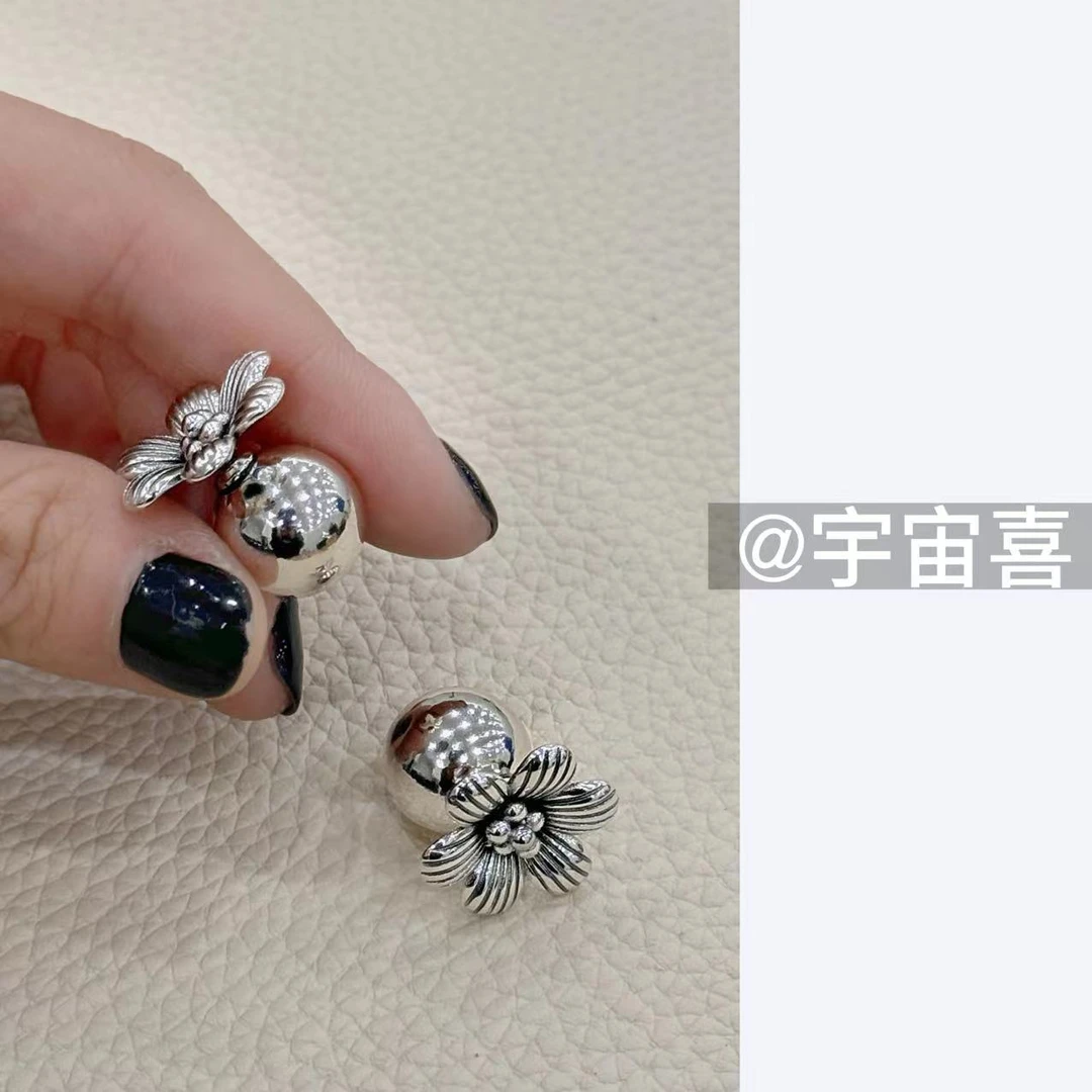 铜合金耳饰 E4-052【镀银春日花花立体花圆球前后耳钉】