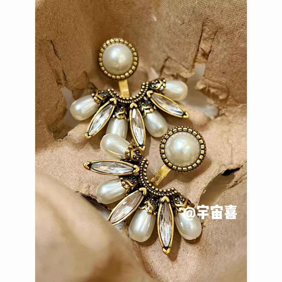 黄铜锆石耳饰 L4-078【贝珠白锆拼接黄铜开口笑耳钉】