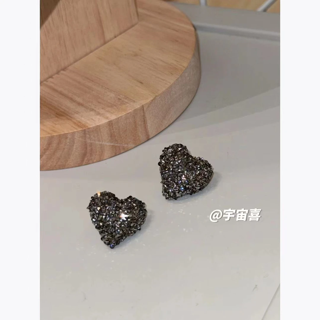 铜合金仿水晶耳饰 【灰色砂糖灰色晶晶爱心耳钉】C2-017