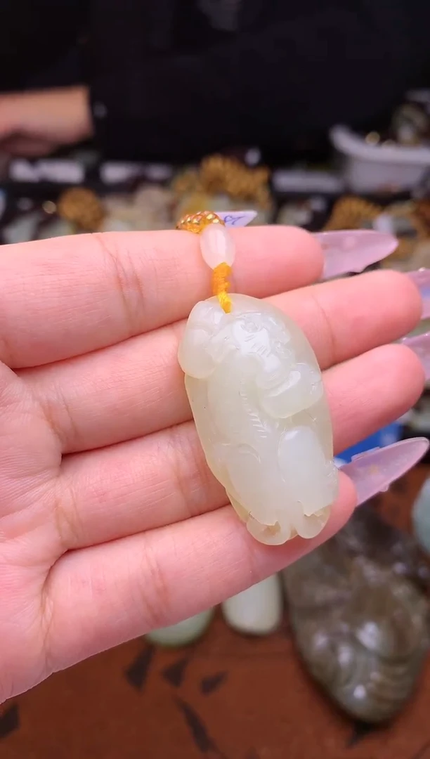 【闪购商品】和田玉颈饰未镶嵌1