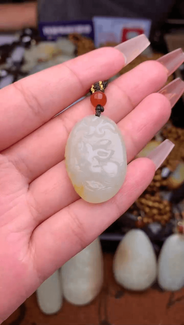 【闪购商品】和田玉颈饰未镶嵌1