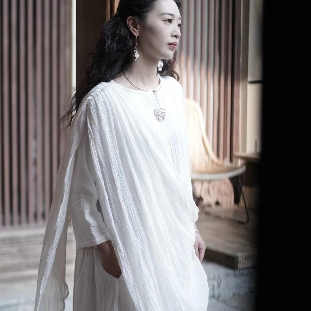 游尘衣物/飘A连衣裙白色圆领上衣宽松亚麻棉麻文艺纯色女装连衣裙