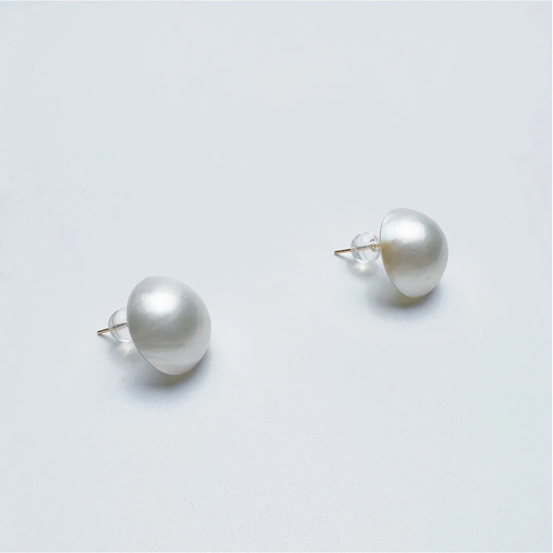 【星羽珠宝】白色马贝18k 素钉14-15mm 不退换