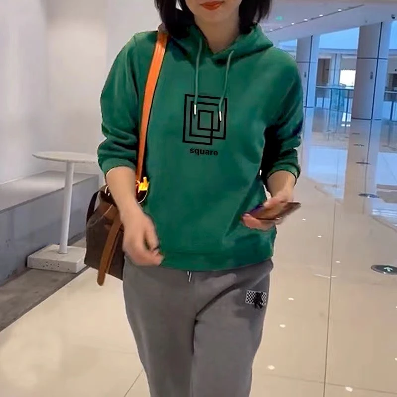 秋冬女时尚百搭设计感连帽卫衣 帽衫女高质量印花长袖上衣卫衣女