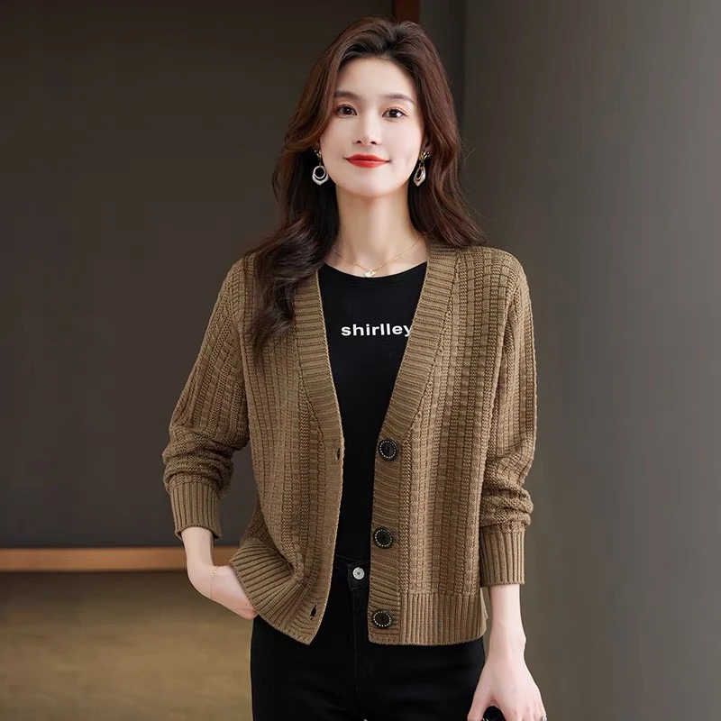 针织开衫女秋季2024年新款短款配裙子上衣外搭时尚高端毛衣外套