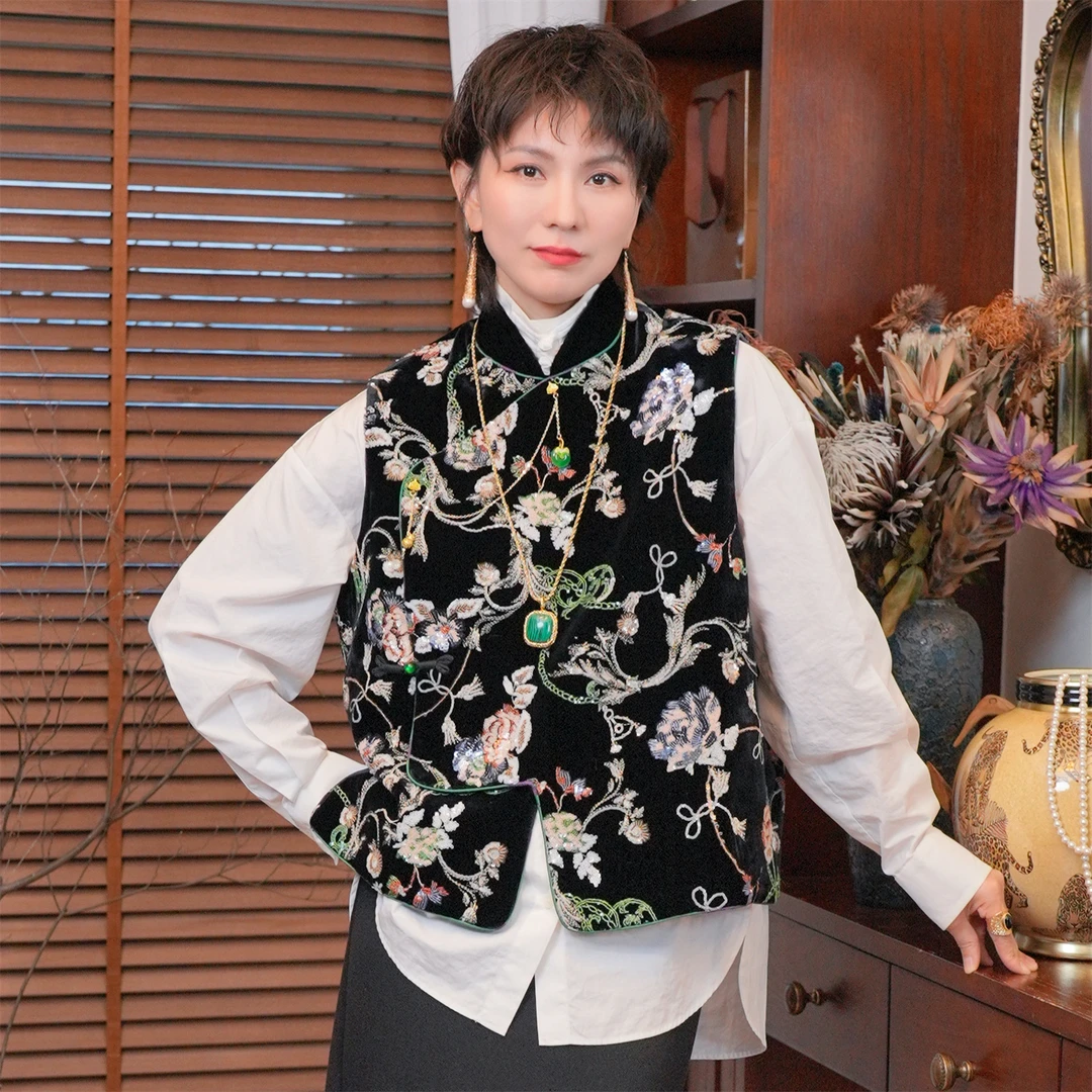 【K】复古新中式立领丝绒钉珠花无袖马甲KK01010251~衣长起