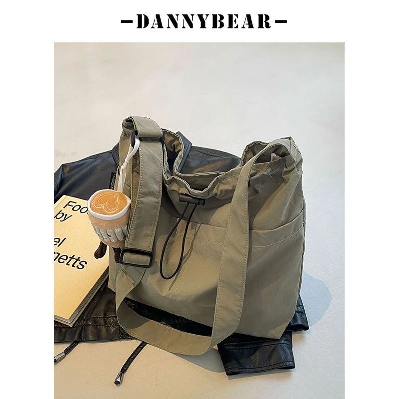 休闲包包女包2024新款单肩包大容量百搭学生上课通勤斜挎包网红