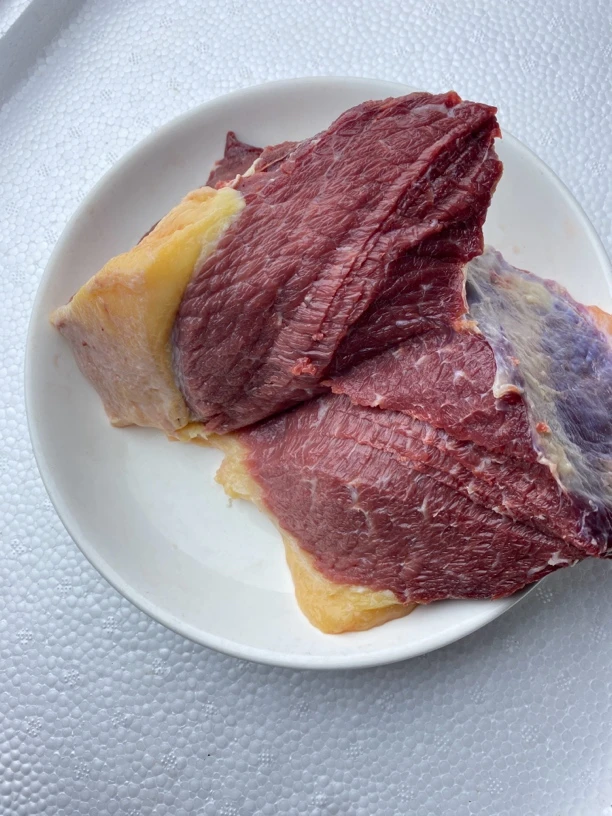 牛腩、牛肉，送牛瘪500克