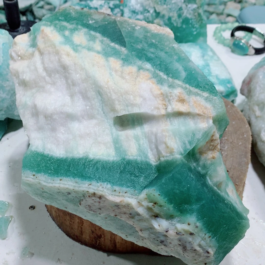 【闪购商品】蛇纹石玉原石未镶嵌以****华