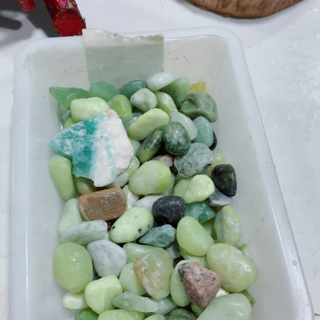 【闪购商品】蛇纹石玉原石未镶嵌