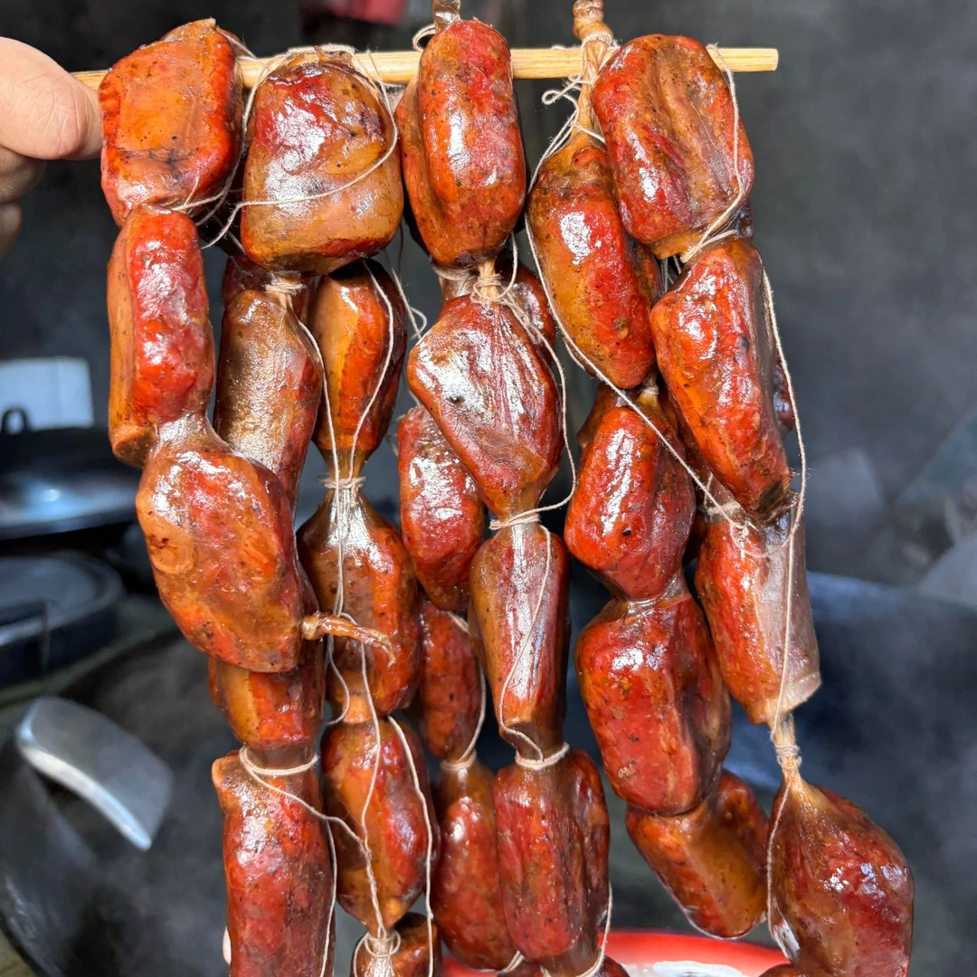 农家柴火烟熏排骨香肠川味麻辣味500g