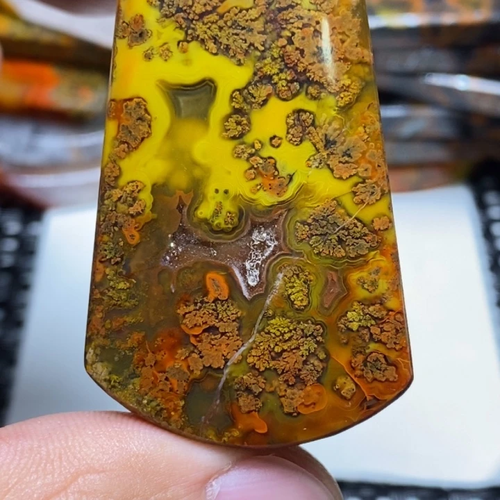 玛瑙/玉髓颈饰未镶嵌天****行