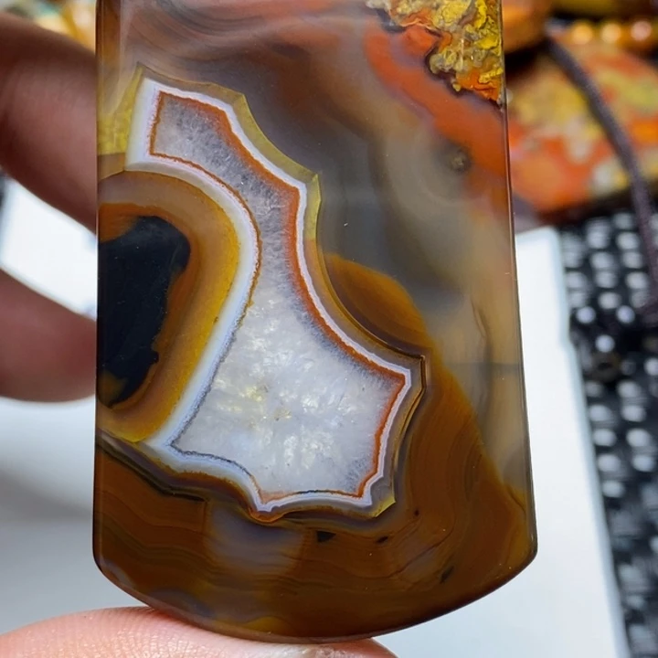 玛瑙/玉髓颈饰未镶嵌喜**降