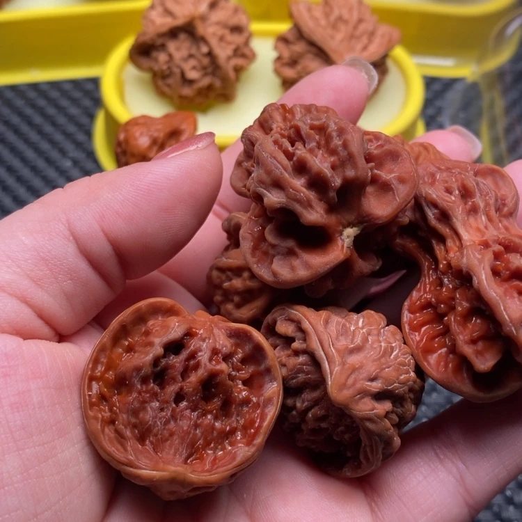 【闪购商品】文玩核桃把件王**儿