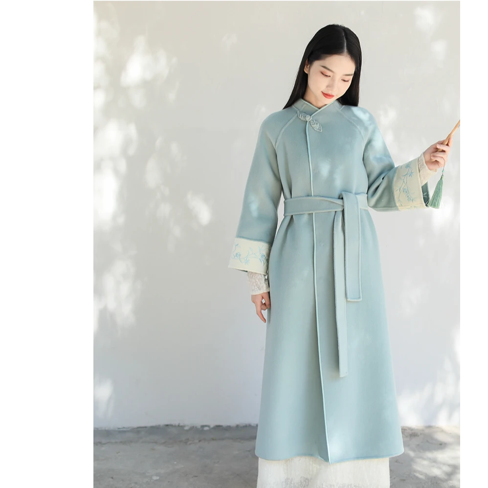 山有色2025冬季中国风高端大气绣花双面外套秋冬大衣/C944