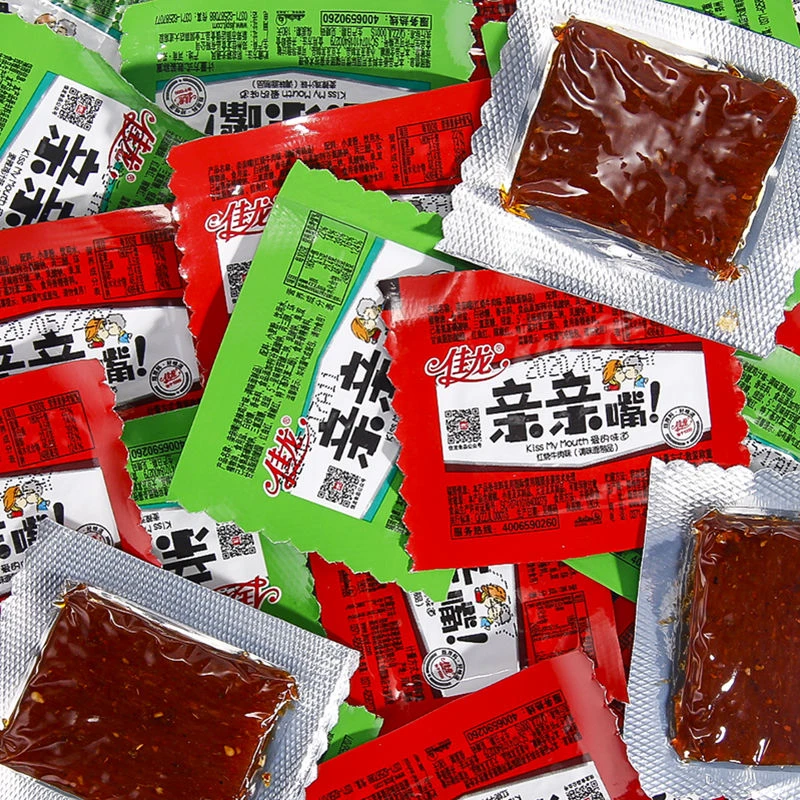 佳龙亲亲嘴辣条零食大礼包麻辣味小面筋大刀肉儿时8090后怀旧素肉