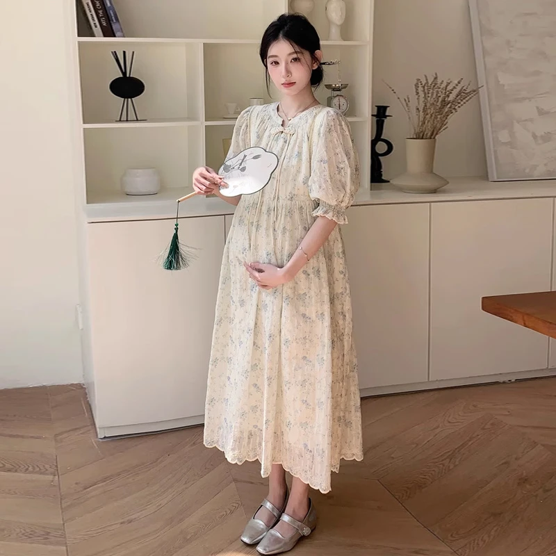 孕妇连衣裙2024夏季新款新中式国风刺绣宽松时尚气质碎花温柔风裙