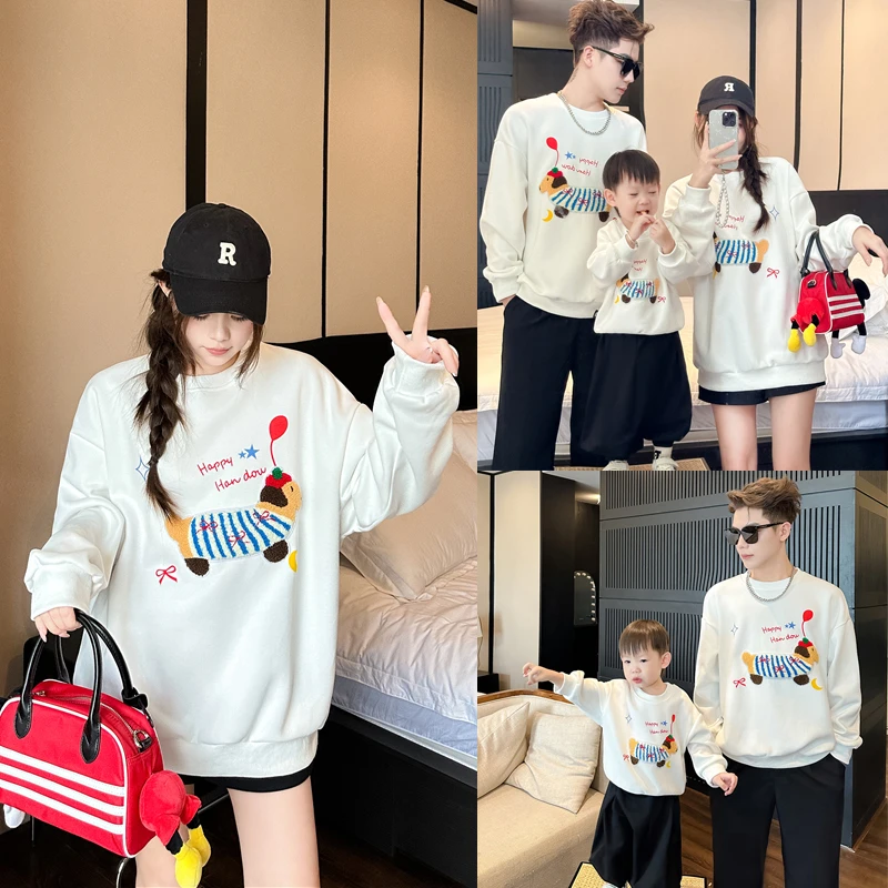 亲子装2024新款加绒一家三口小马卫衣秋冬装长袖爬服婴儿8124